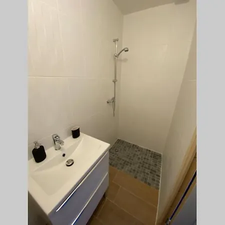 Maison Avec Jardin - 200m De La Dans La Vieille *